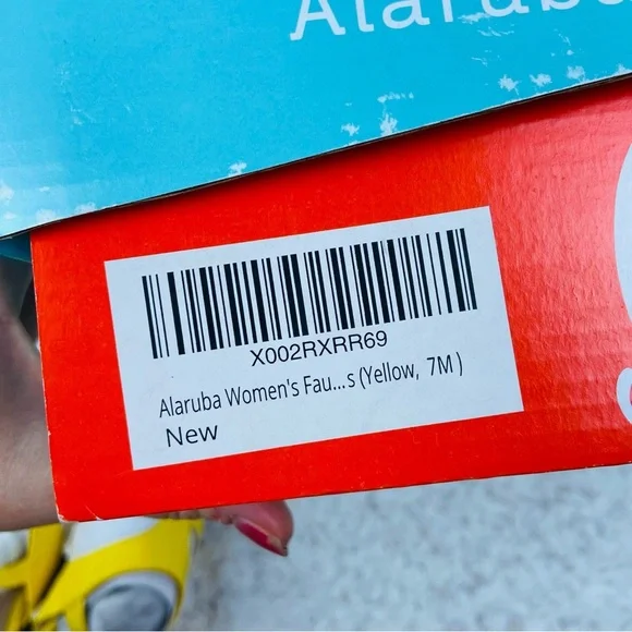 NIB Alaruba Yellow Patent Leather sling back Sandals size 7 - Picture 11 of 13